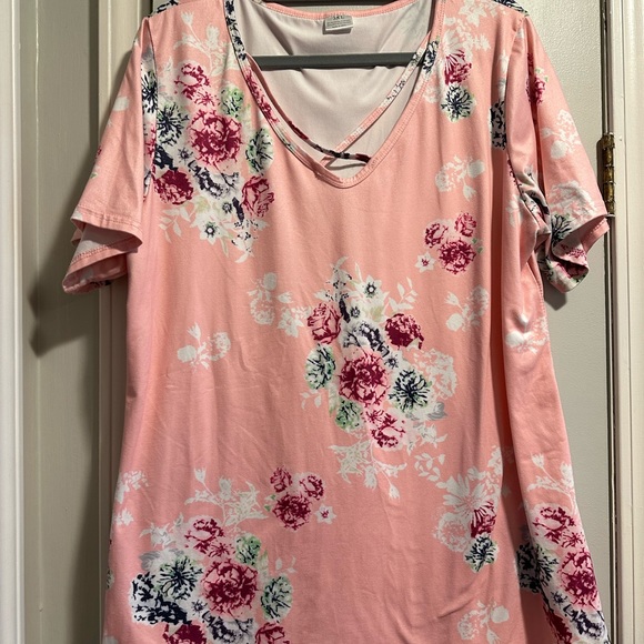 Set of 5 Women’s Plus Size Mama Shirts - Picture 3 of 10